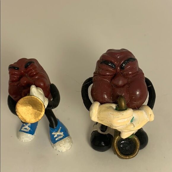 California Raisins Collectibles Bundle 9 Plastic Retro Musical Surf Skateboard - Picture 4 of 8